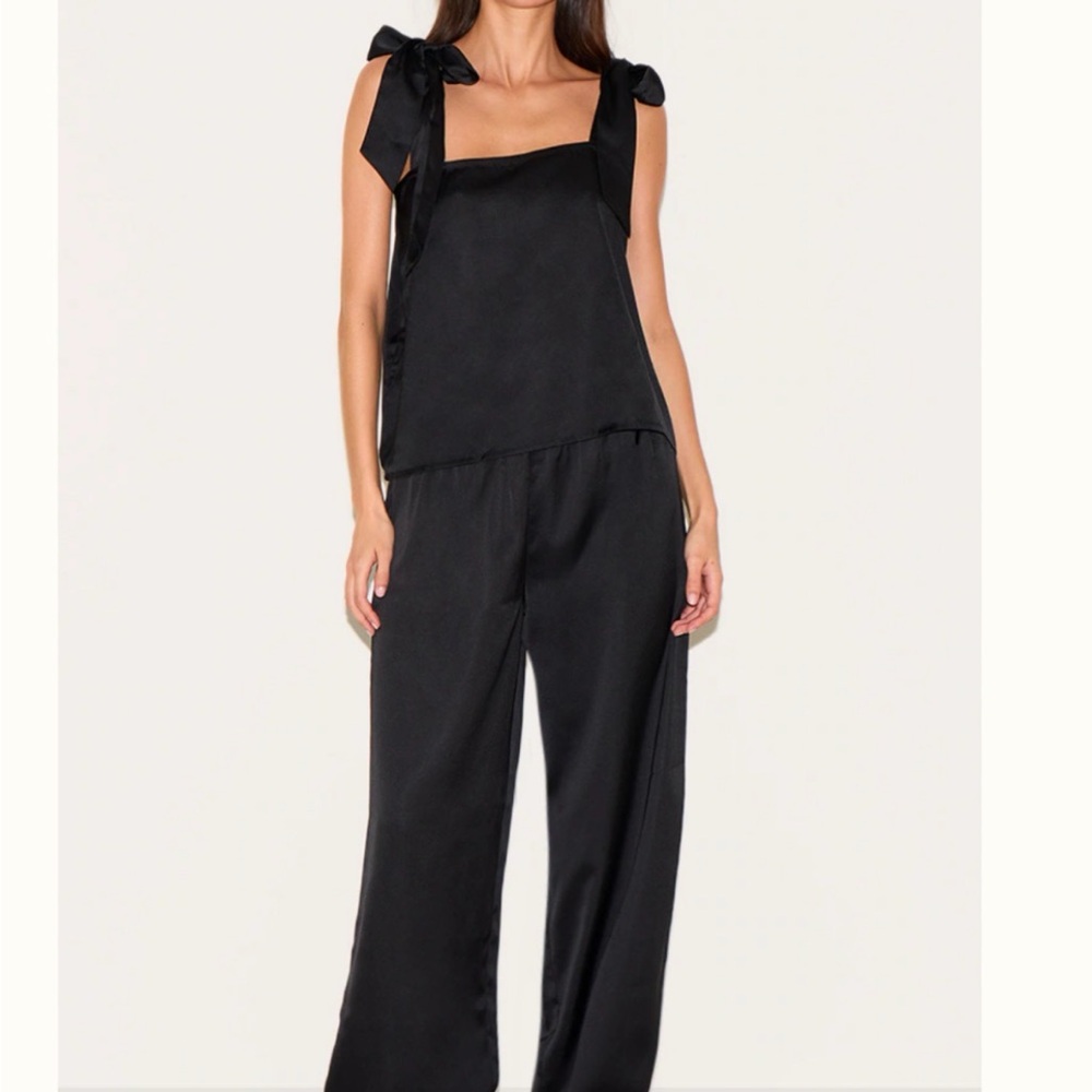 PrettyLittleThing Black Satin Pajamas